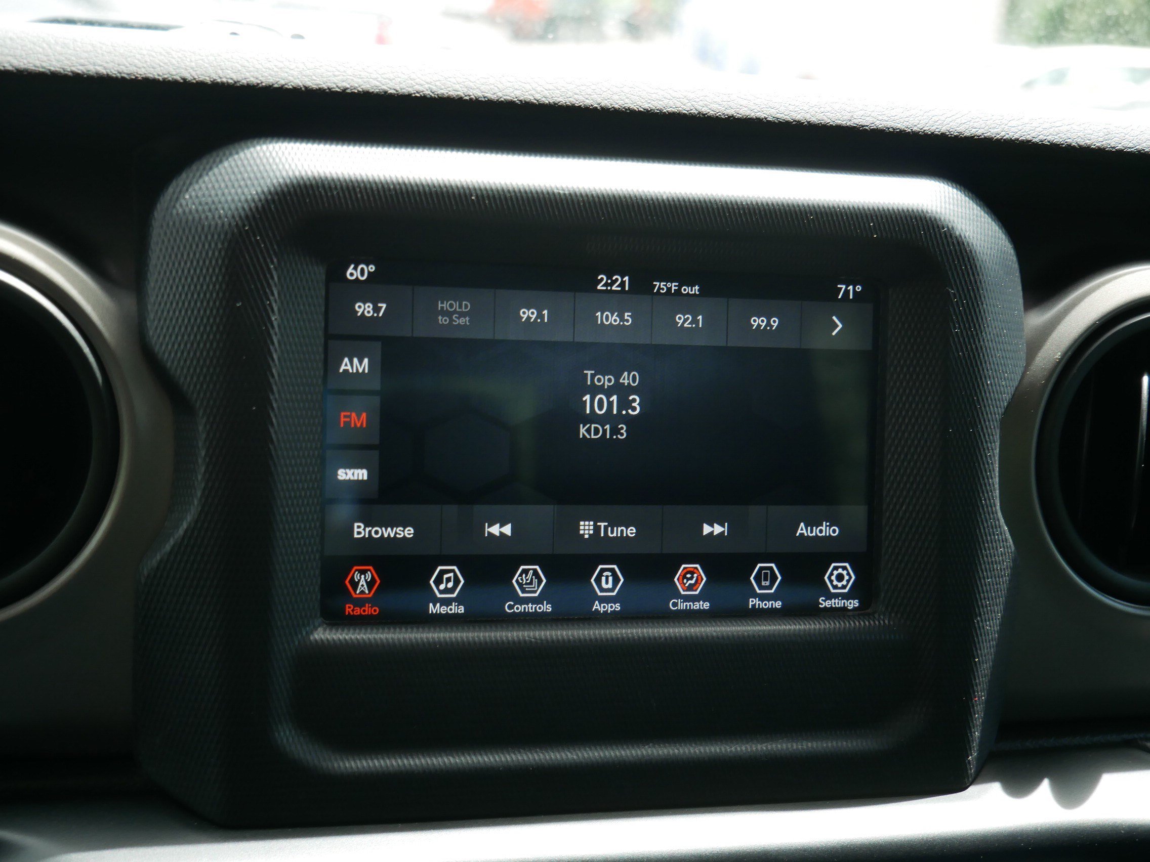 Used 2020 Jeep Gladiator Sport w/ Quick Order Package 24S AWD/4WD image 22