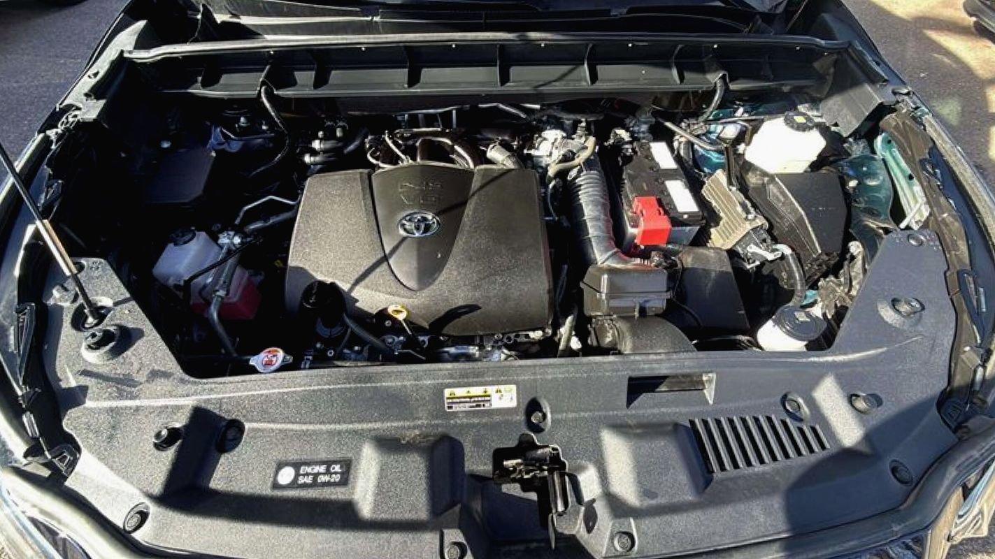 Used 2021 Toyota Highlander XLE image 22