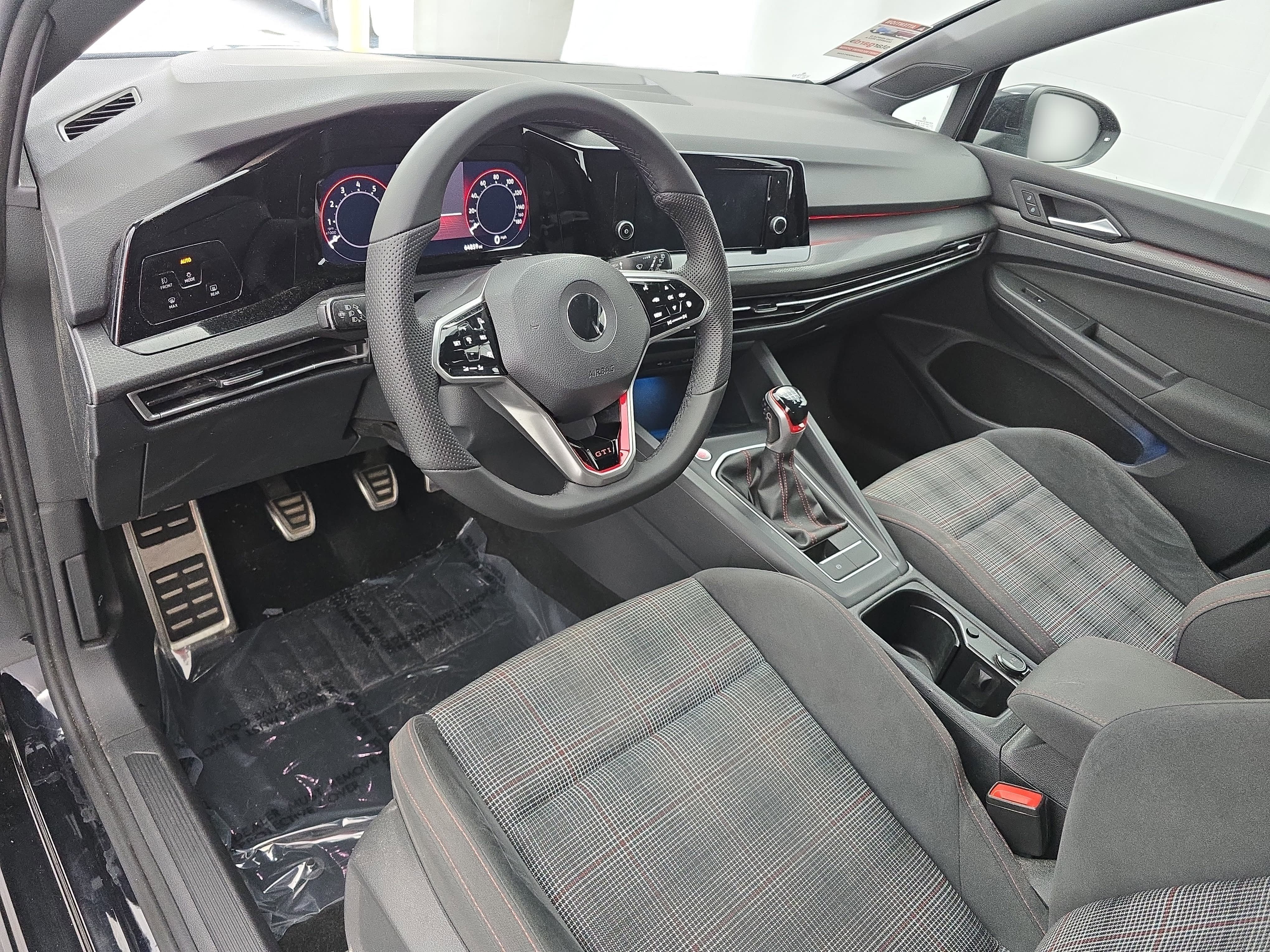 Used 2022 Volkswagen GTI S FWD image 15