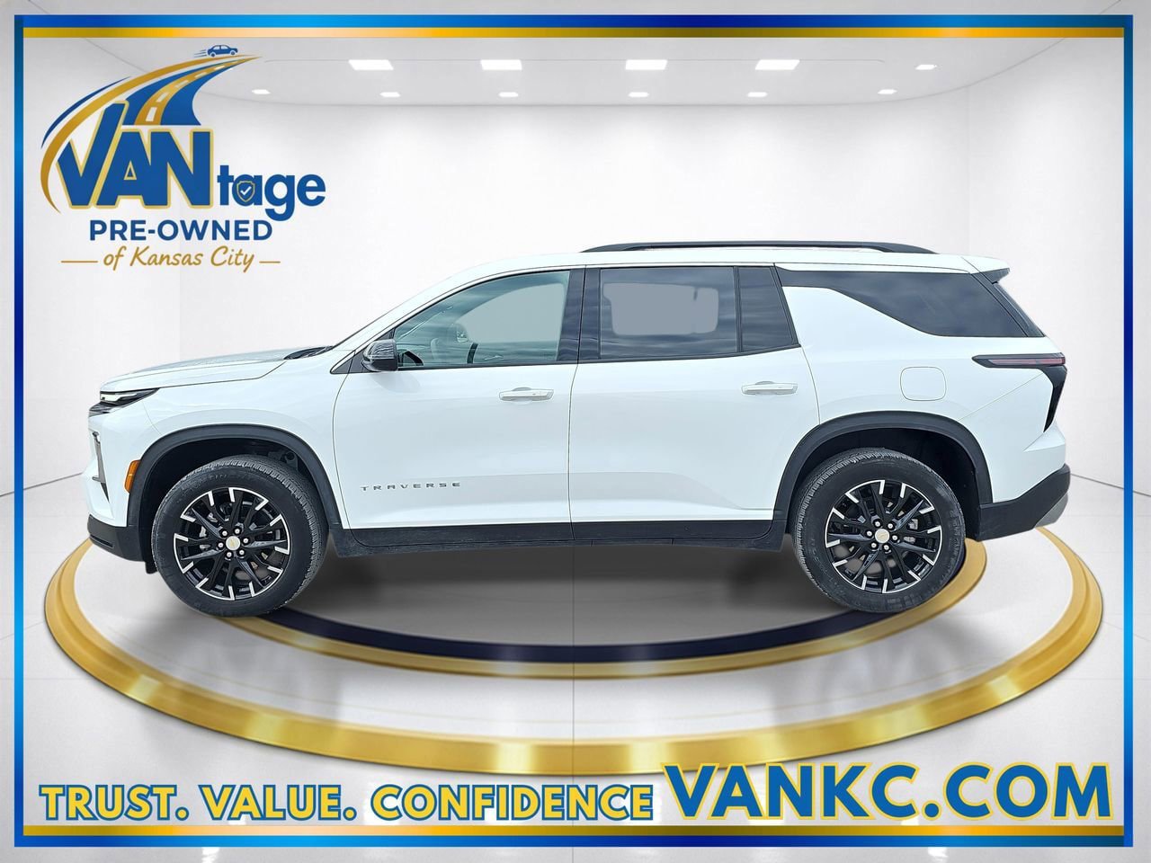Certified 2025 Chevrolet Traverse LT w/ Sun and Wheel Package image 10