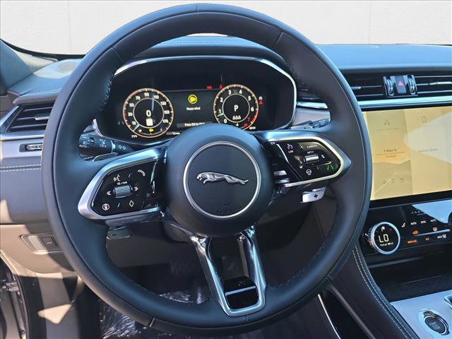 New 2026 Jaguar F-PACE R-Dynamic S image 15