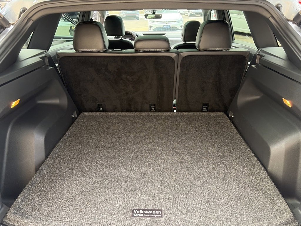 Certified 2023 Volkswagen Atlas Cross Sport SE w/ Panoramic Sunroof Package image 14