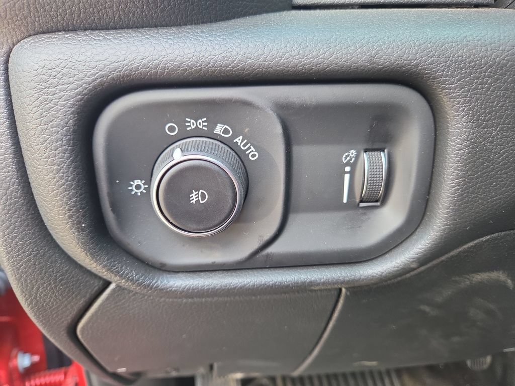 New 2026 RAM 3500 Tradesman w/ Chrome Appearance Group A AWD/4WD image 18