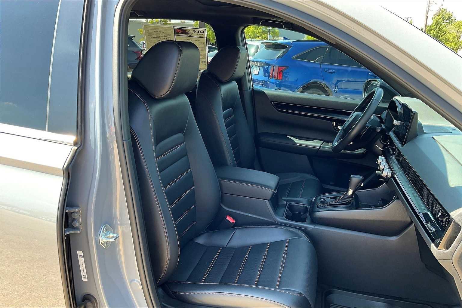 Used 2023 Honda CR-V Sport Touring image 13