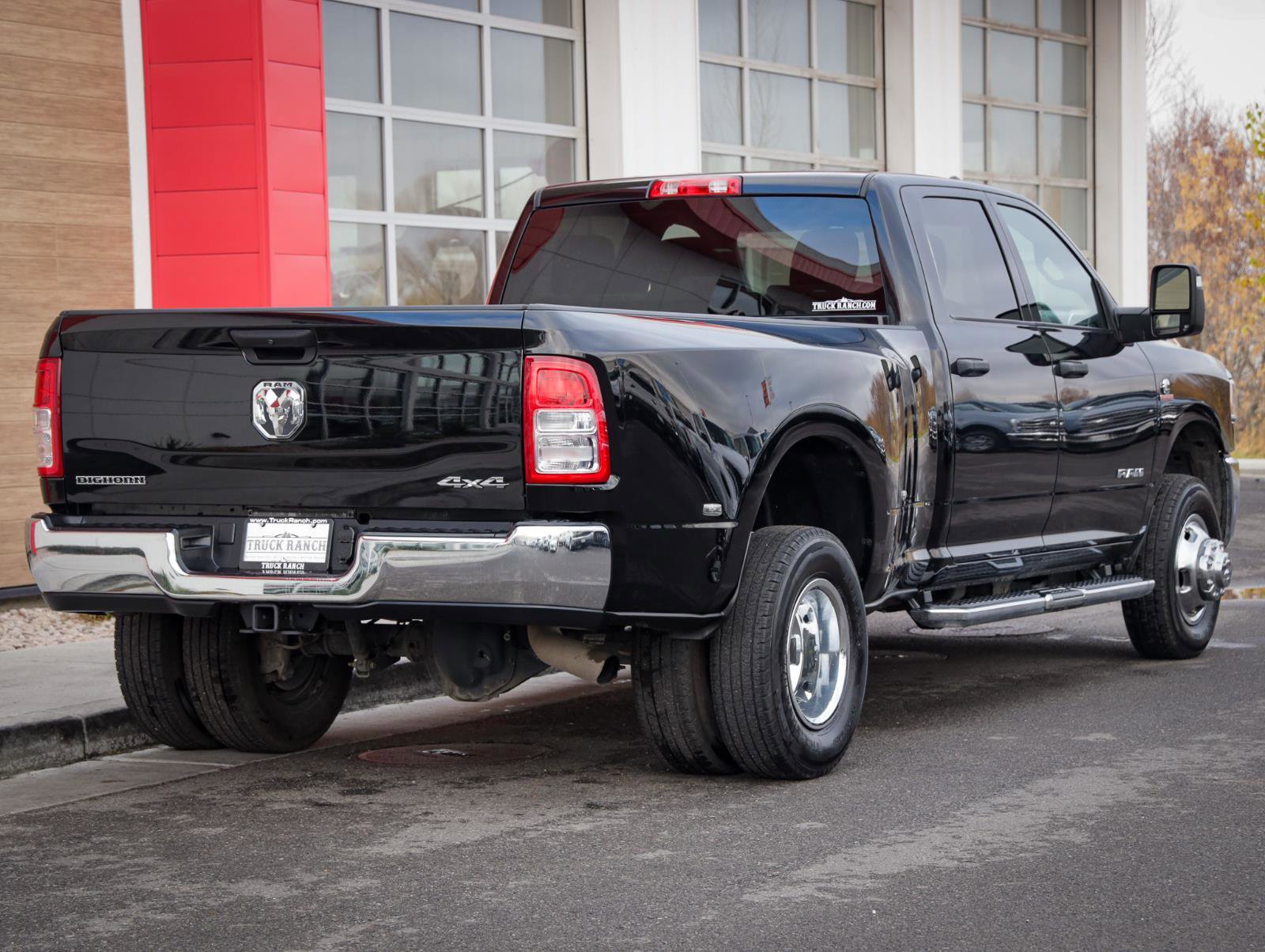 Used 2024 RAM 3500 Big Horn image 3