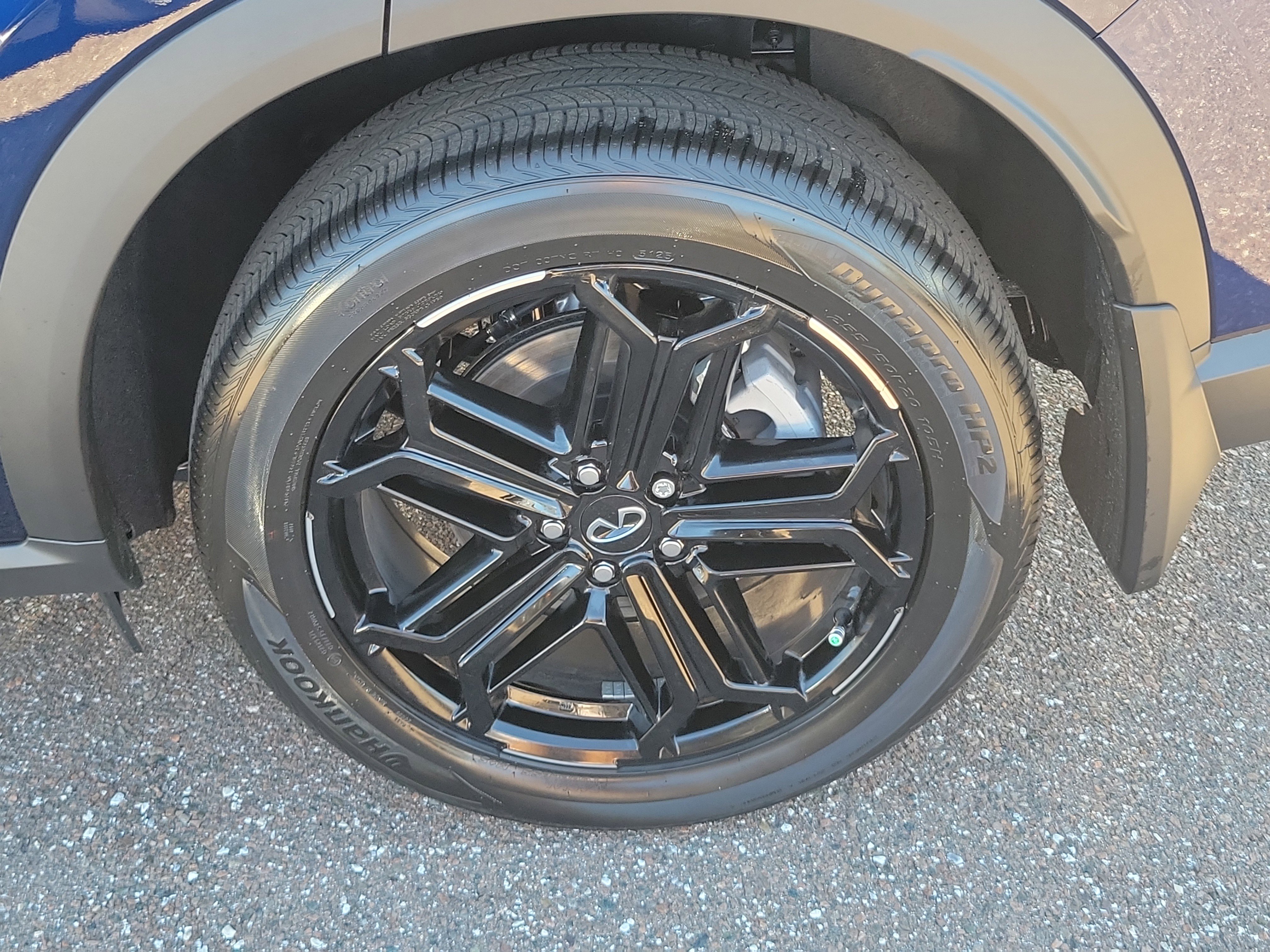 New 2026 INFINITI QX60 Sport w/ Dark Cargo Package image 5