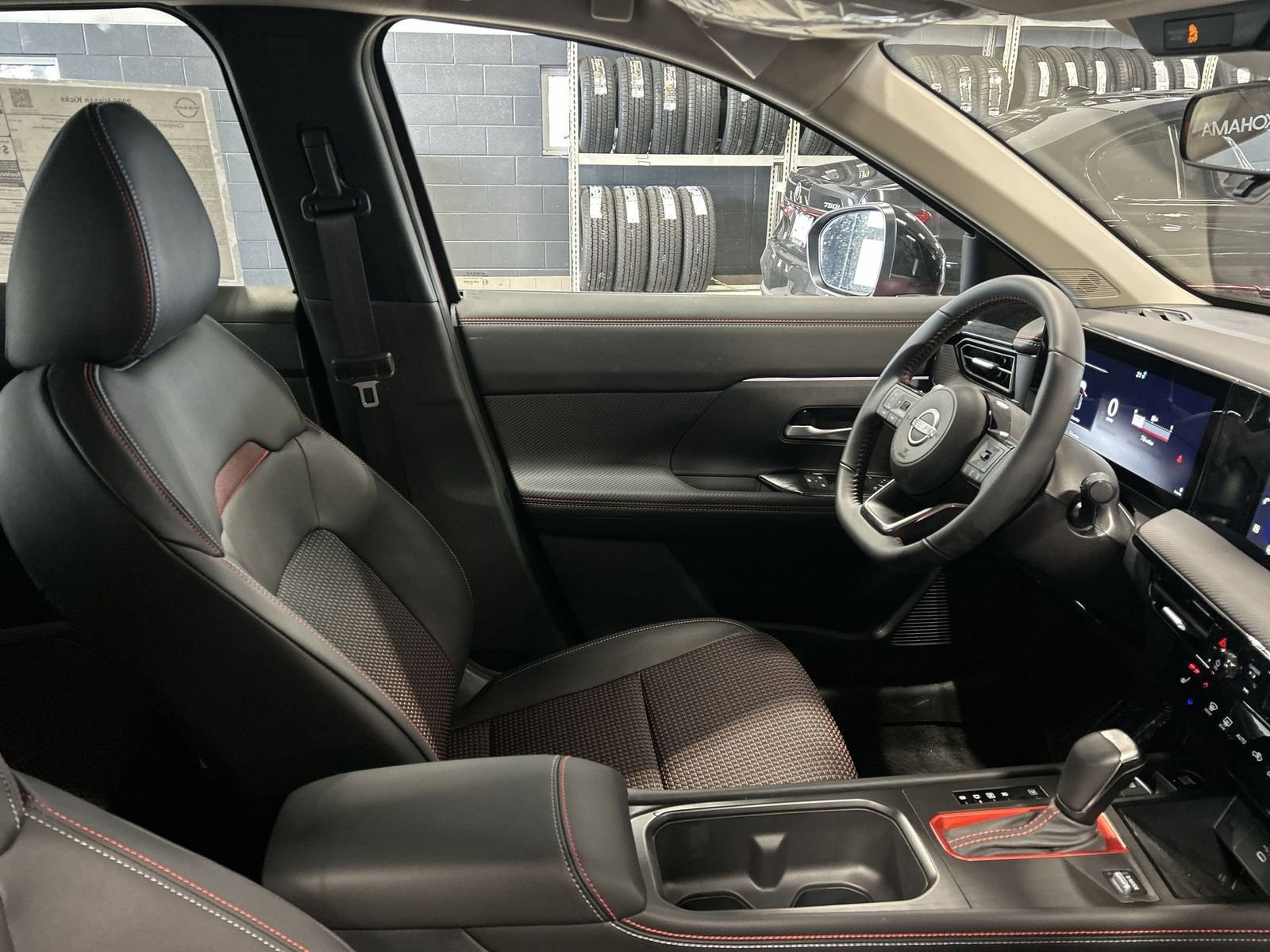 New 2026 Nissan Kicks SR w/ Cold Weather Package image 8