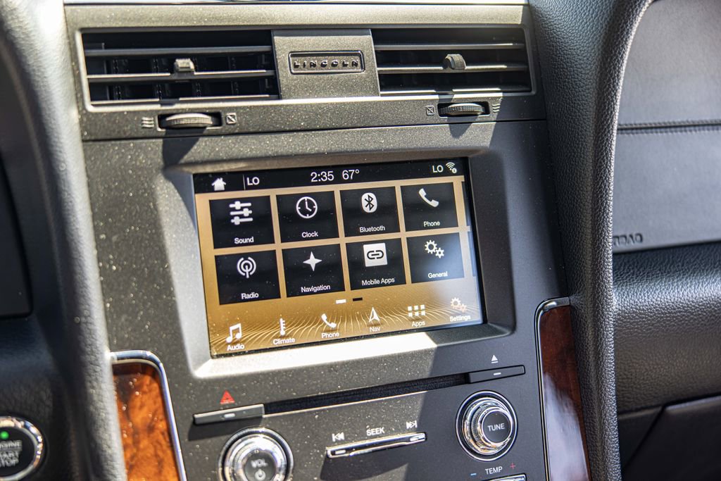 Used 2017 Lincoln Navigator L Select AWD/4WD image 29