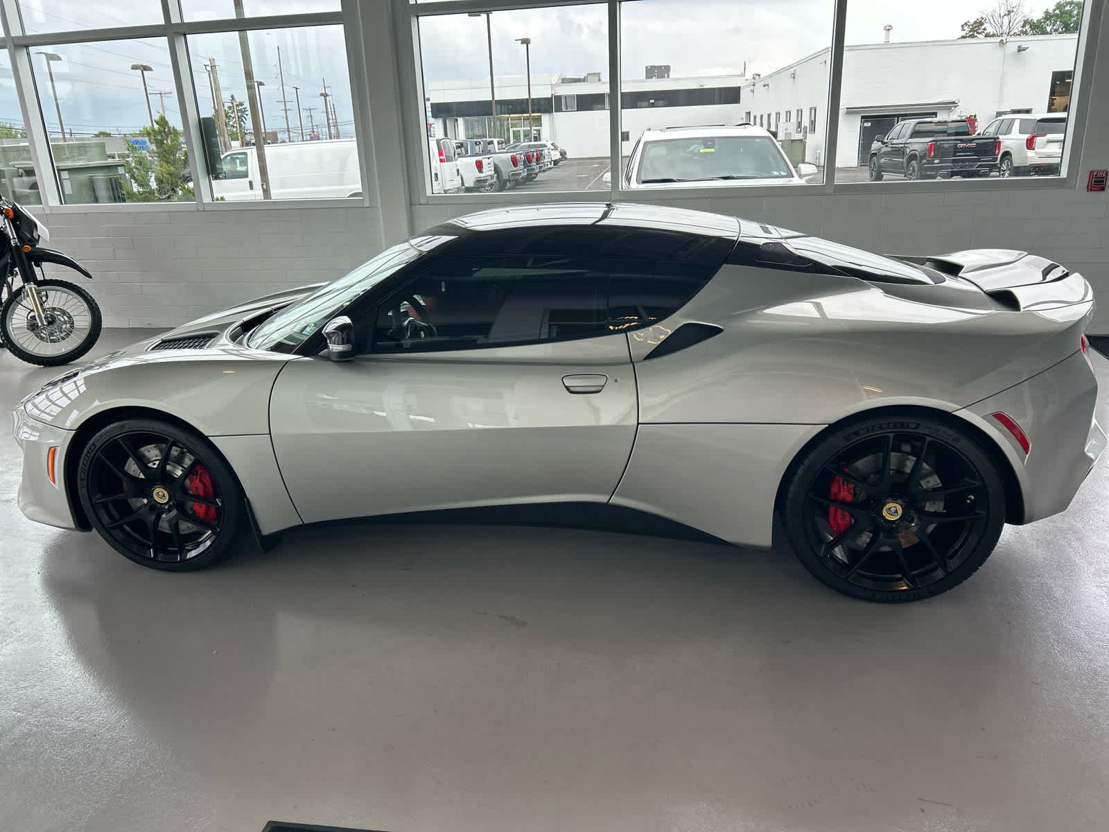 Used 2017 Lotus Evora 400 RWD image 14