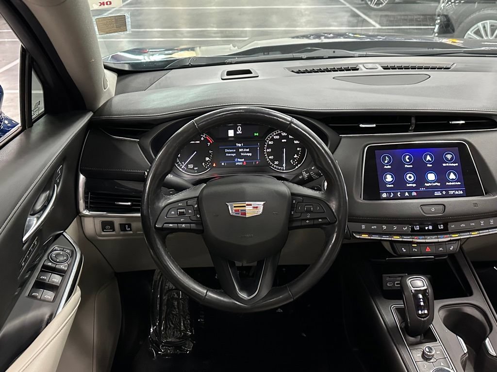 Used 2019 Cadillac XT4 Premium Luxury w/ Cold Weather Package FWD image 25