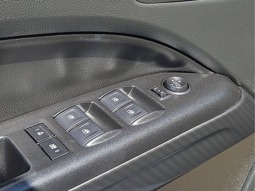 Used 2022 GMC Canyon AT4 w/ Trailering Package AWD/4WD image 12