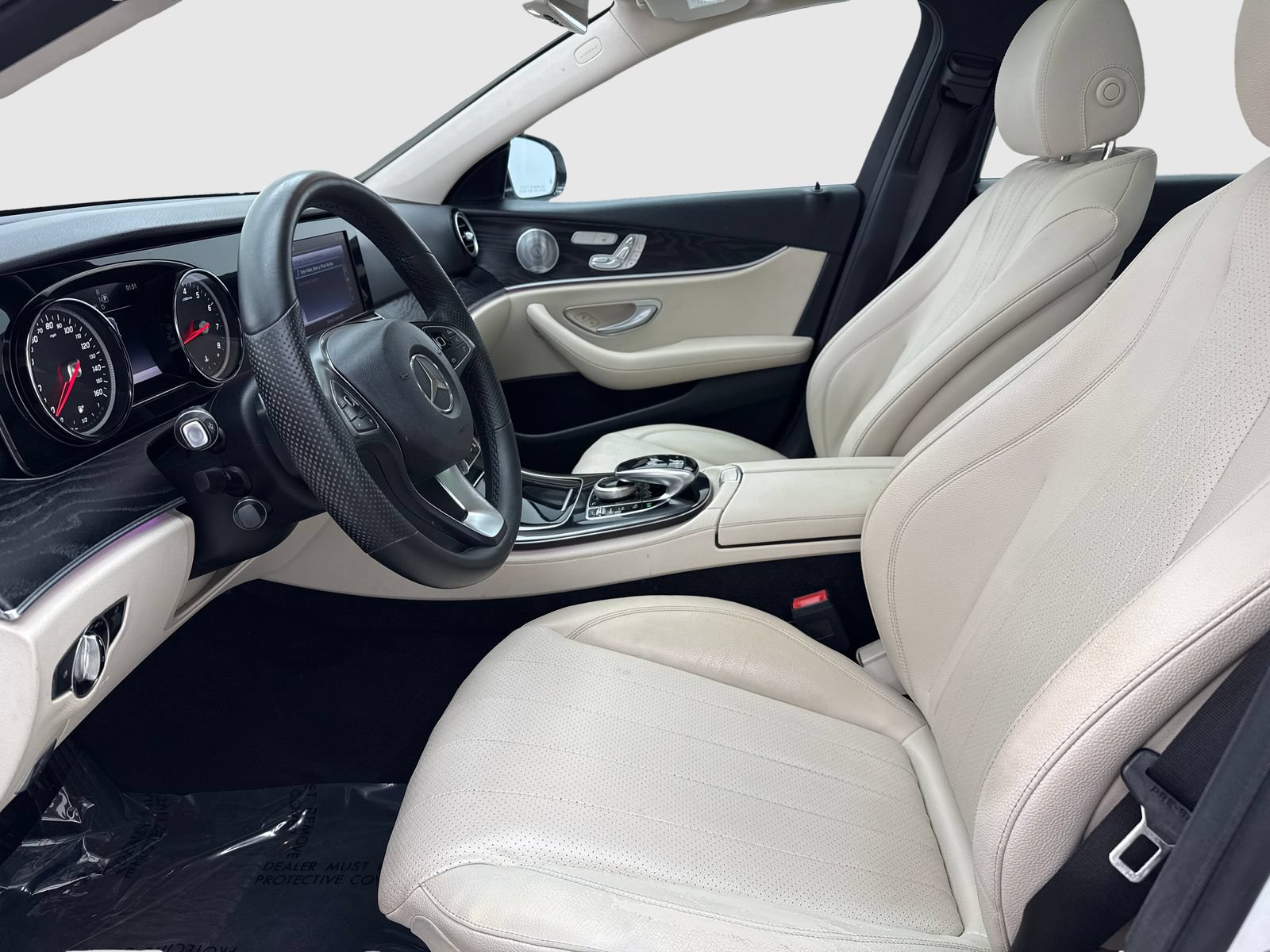 Used 2017 Mercedes-Benz E 300 4MATIC image 17