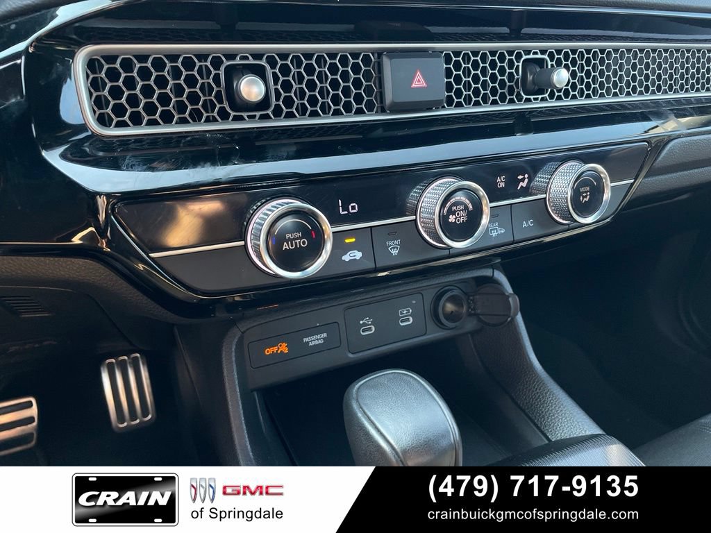 Used 2025 Honda Civic Sport image 17