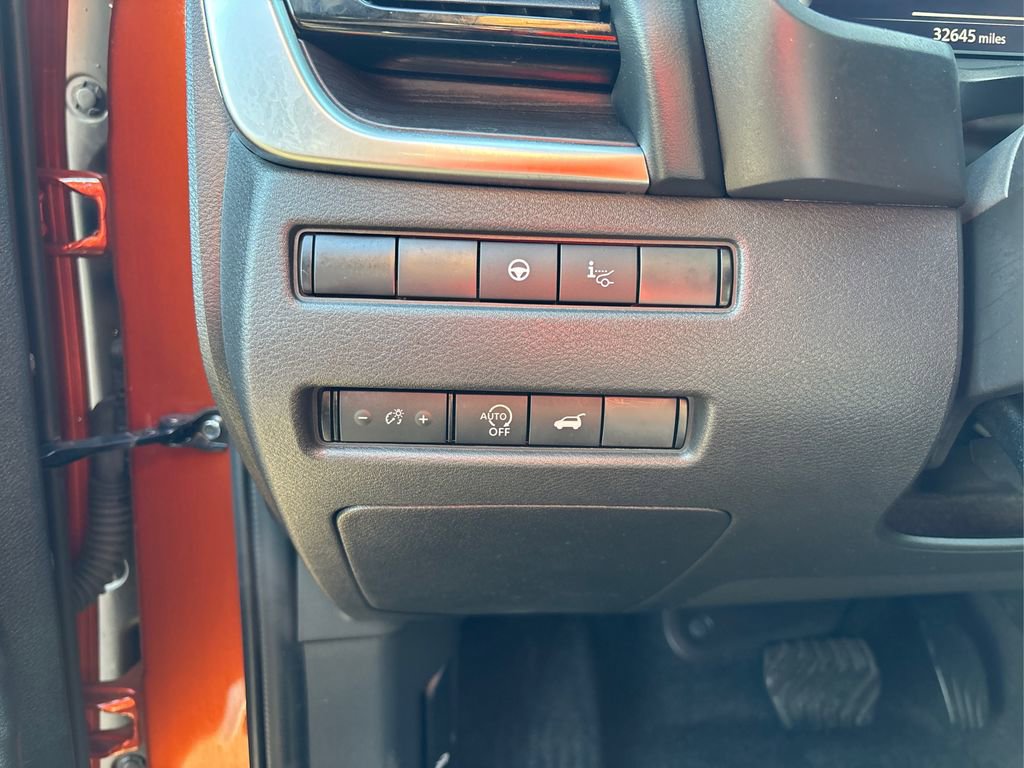 Used 2023 Nissan Rogue Platinum w/ Platinum Premium Package image 41