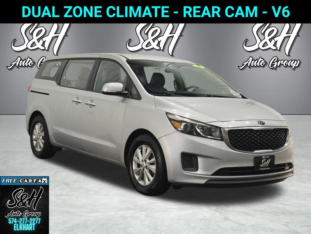Used 2018 Kia Sedona L FWD image 1