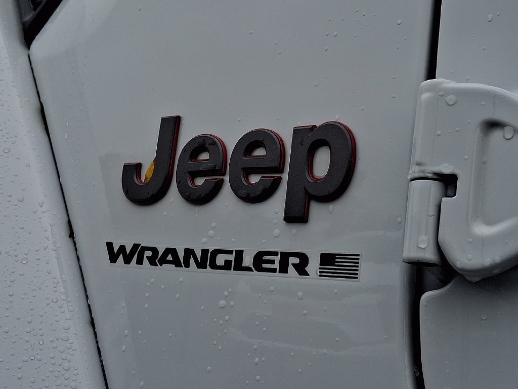 Certified 2026 Jeep Wrangler Unlimited Rubicon AWD/4WD image 30