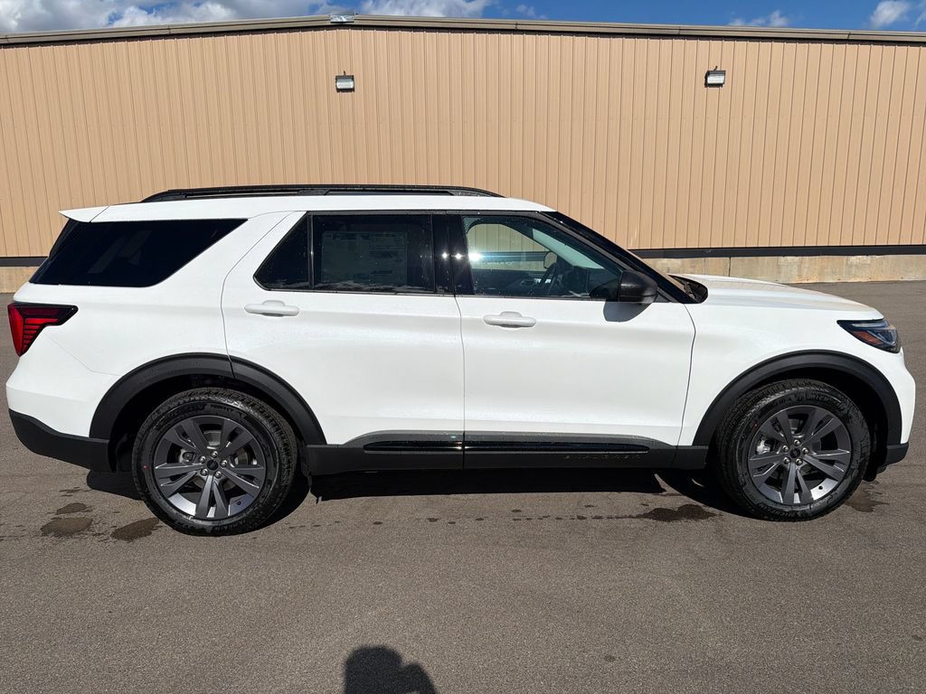 New 2026 Ford Explorer Active w/ Active Comfort Package AWD/4WD image 6