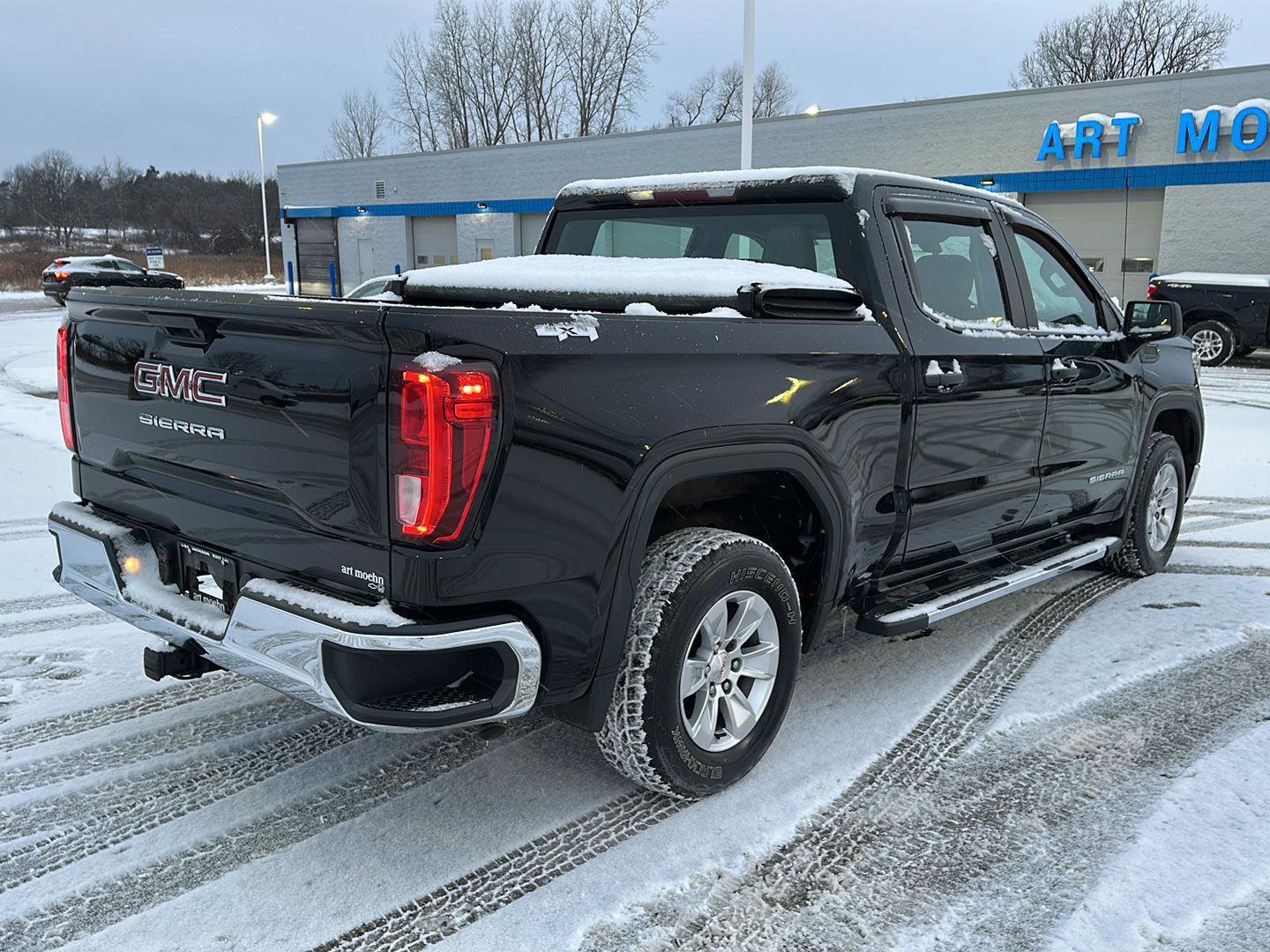 Used 2019 GMC Sierra 1500 4WD CREW CAB 147 image 8