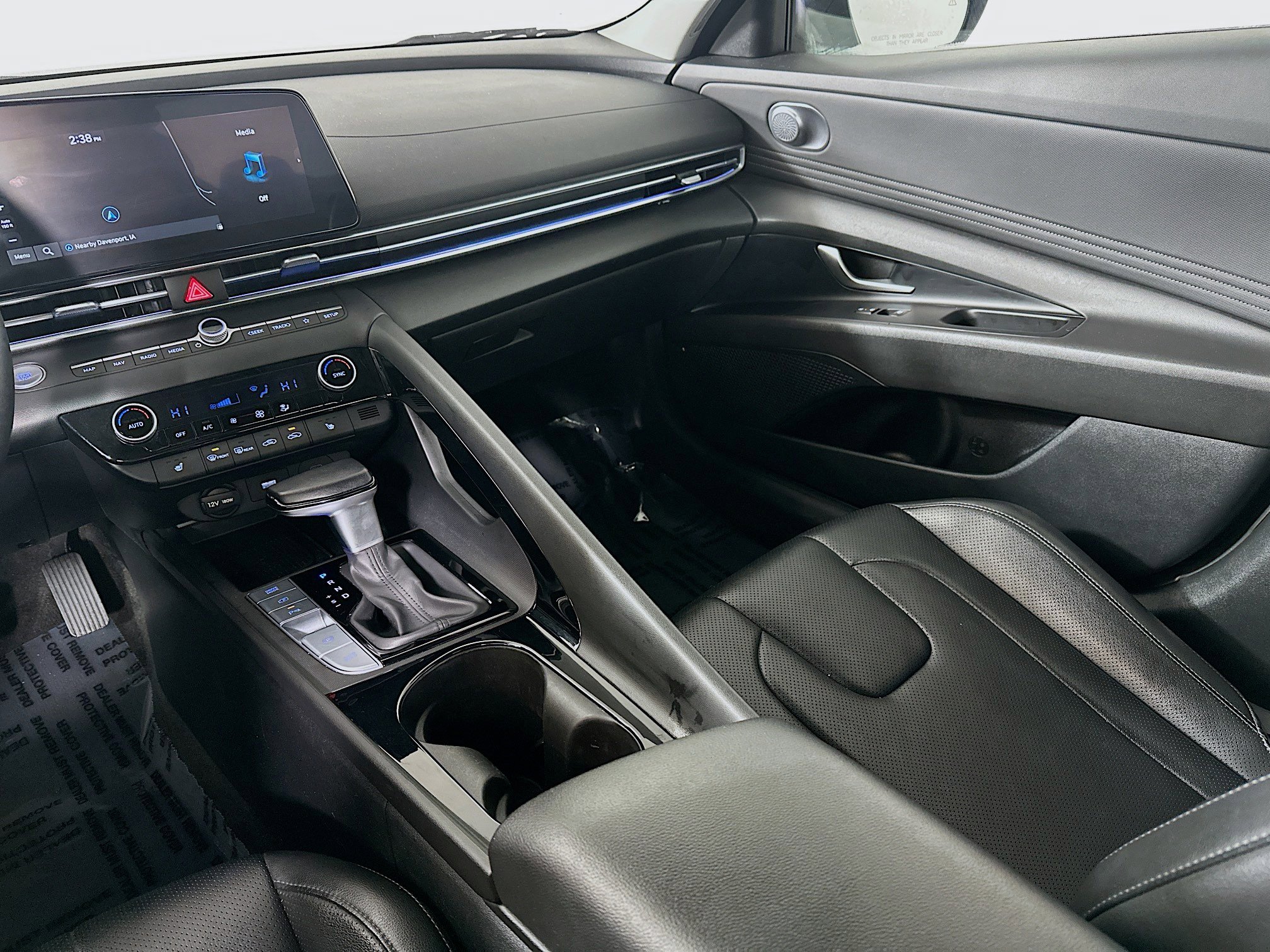 Certified 2024 Hyundai Elantra Limited image 24