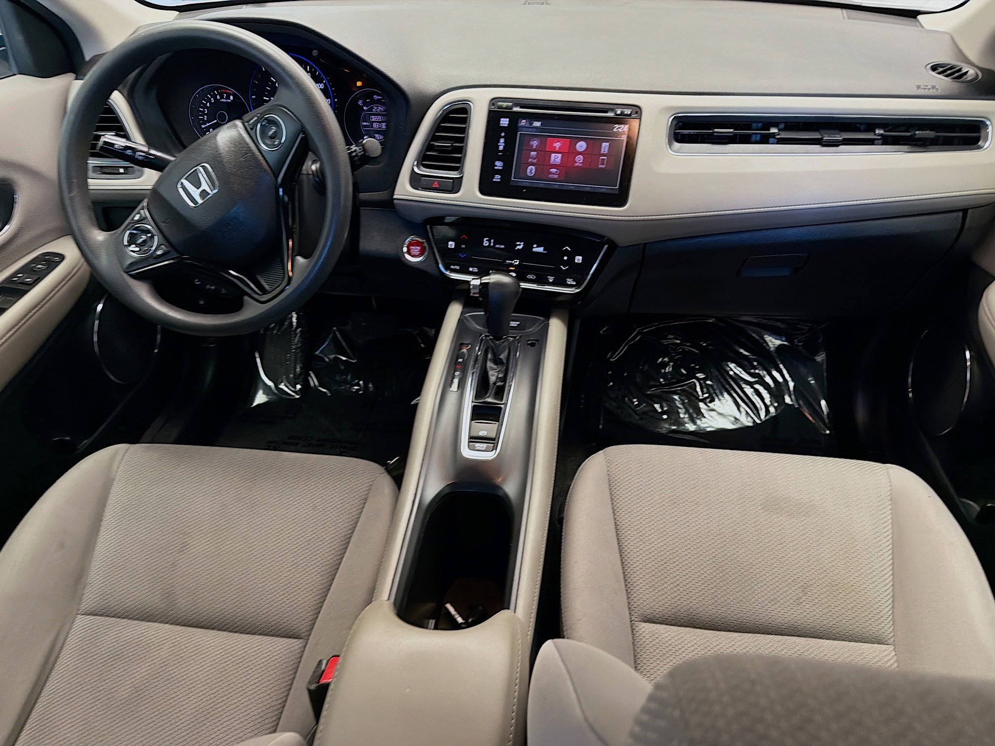 Used 2018 Honda HR-V EX image 12