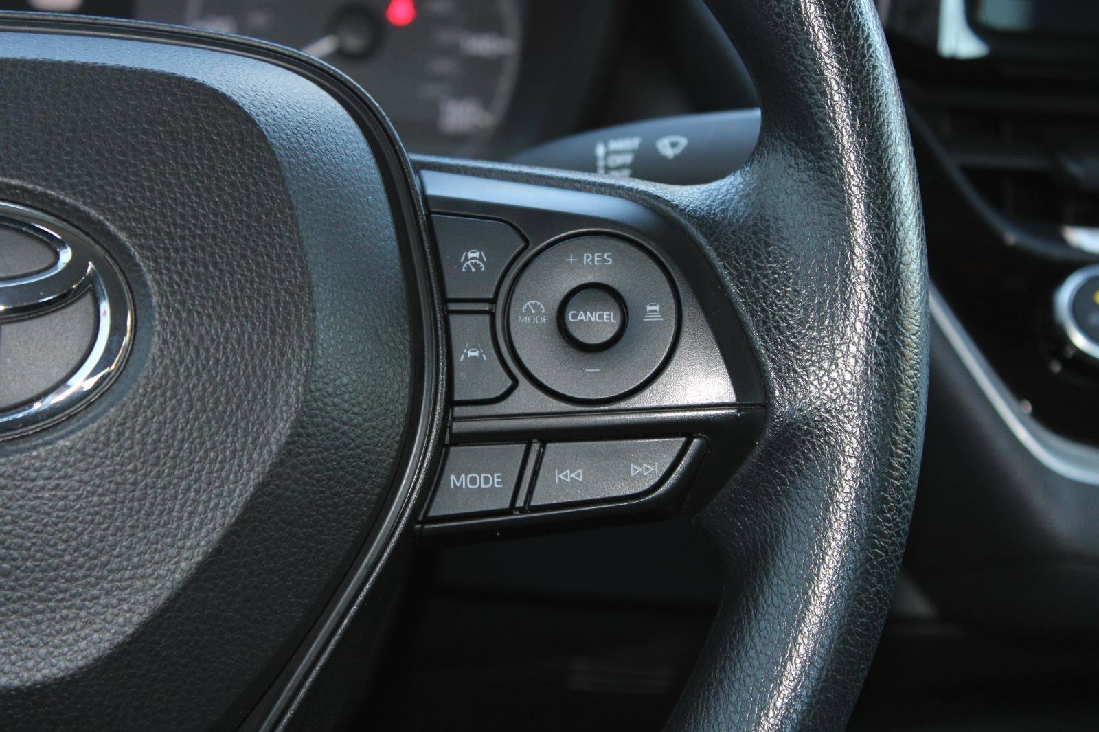 Certified 2024 Toyota Corolla LE image 25