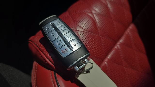 Used 2024 Genesis GV70 3.5T Sport w/ Sport Prestige Package AWD/4WD image 26