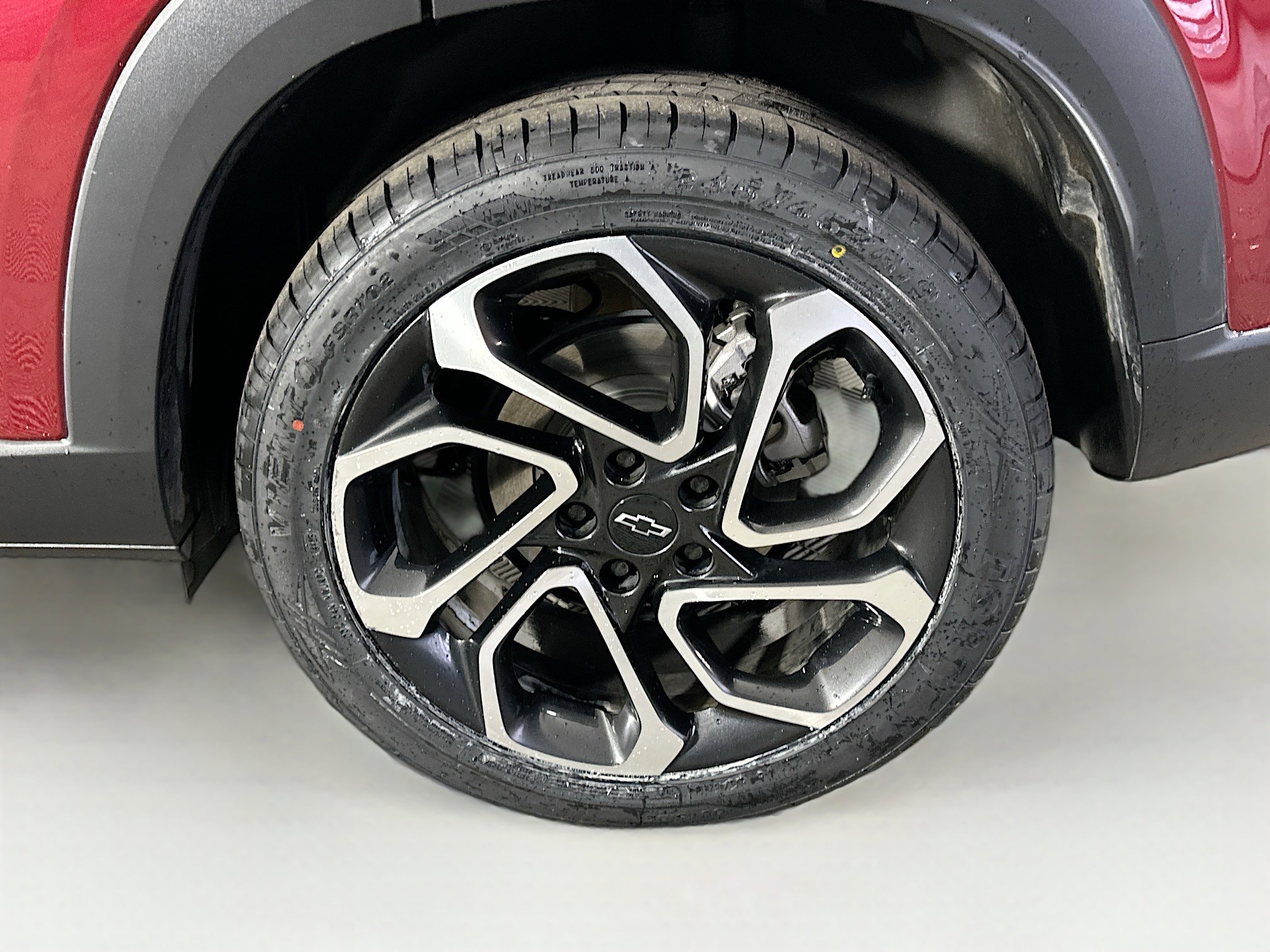 Used 2024 Chevrolet Trax RS w/ Sunroof Package image 11