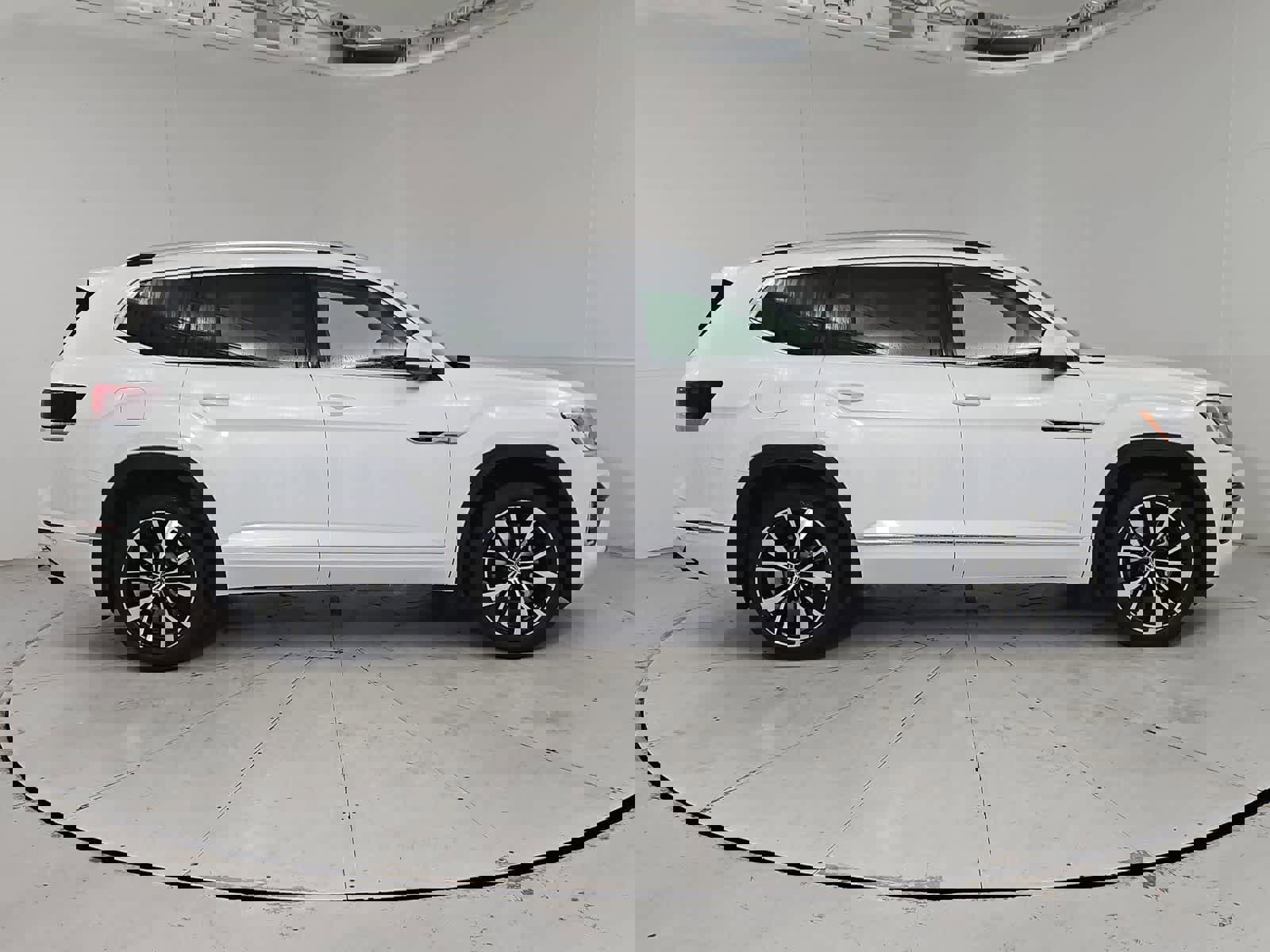 New 2026 Volkswagen Atlas SEL Premium R-Line image 7
