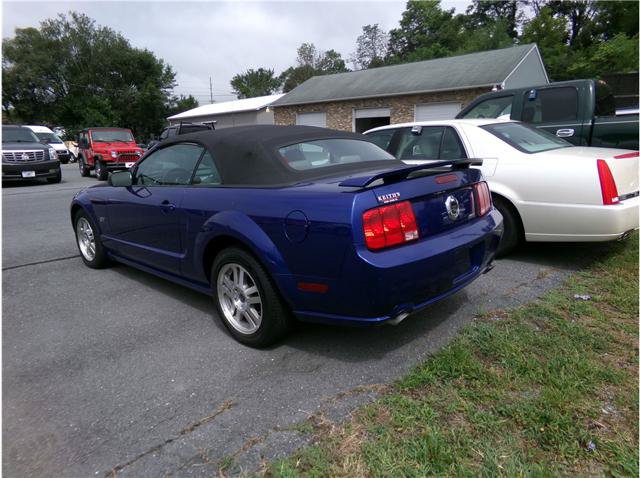 Used 2005 Ford Mustang GT RWD image 21