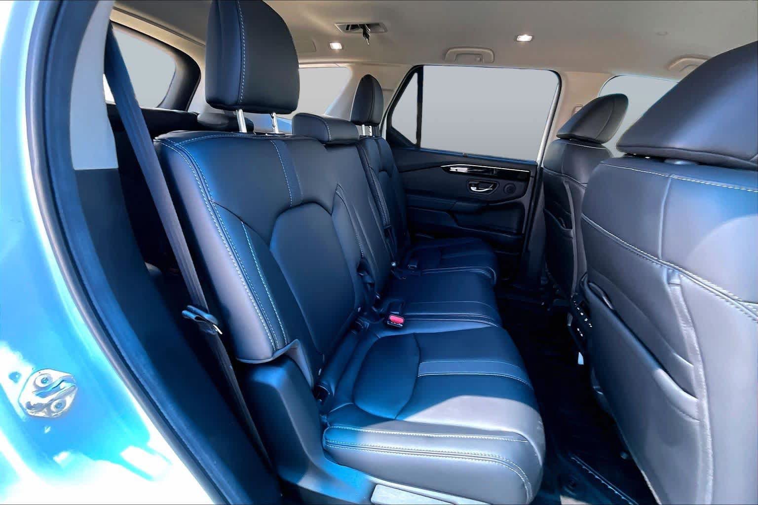 Used 2025 Honda Pilot EX-L image 20