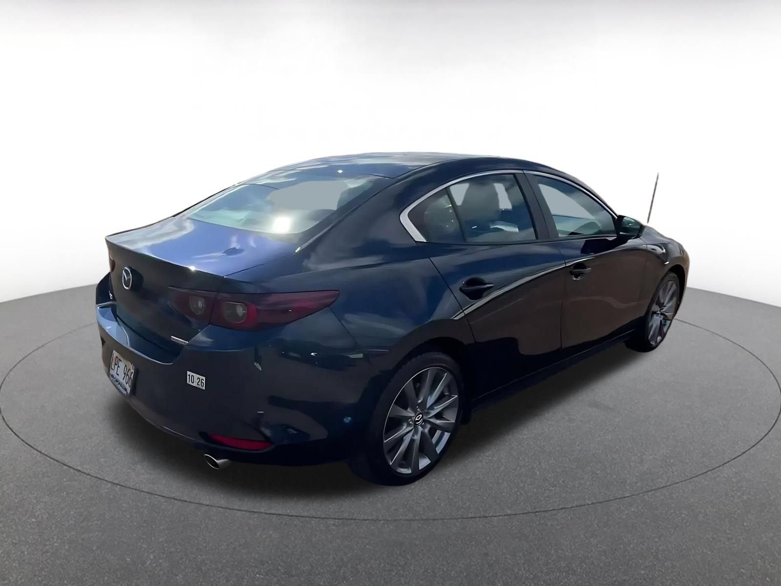 Used 2025 MAZDA MAZDA3 s FWD image 15