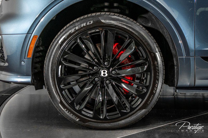 Used 2023 Bentley Bentayga Speed image 17
