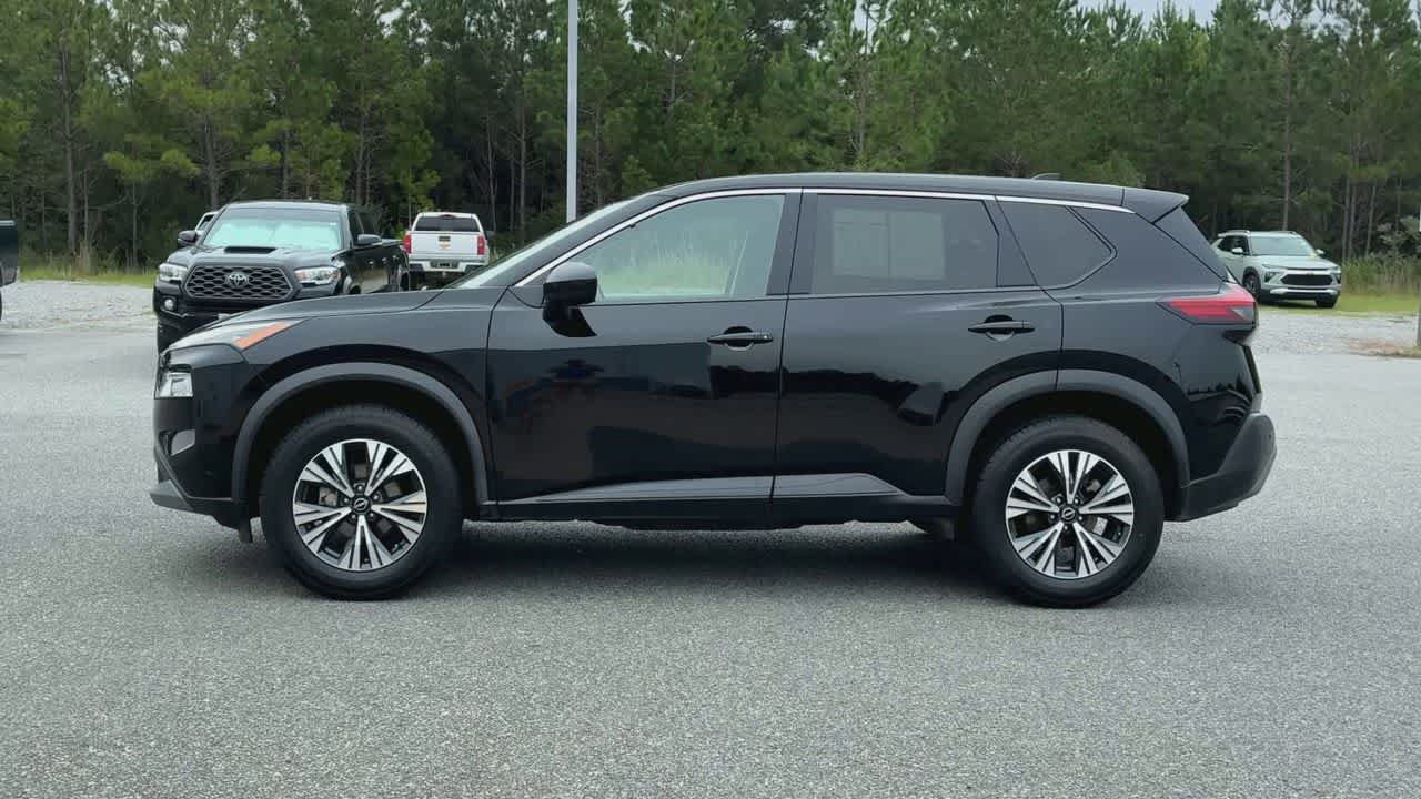 Used 2023 Nissan Rogue SV FWD image 5