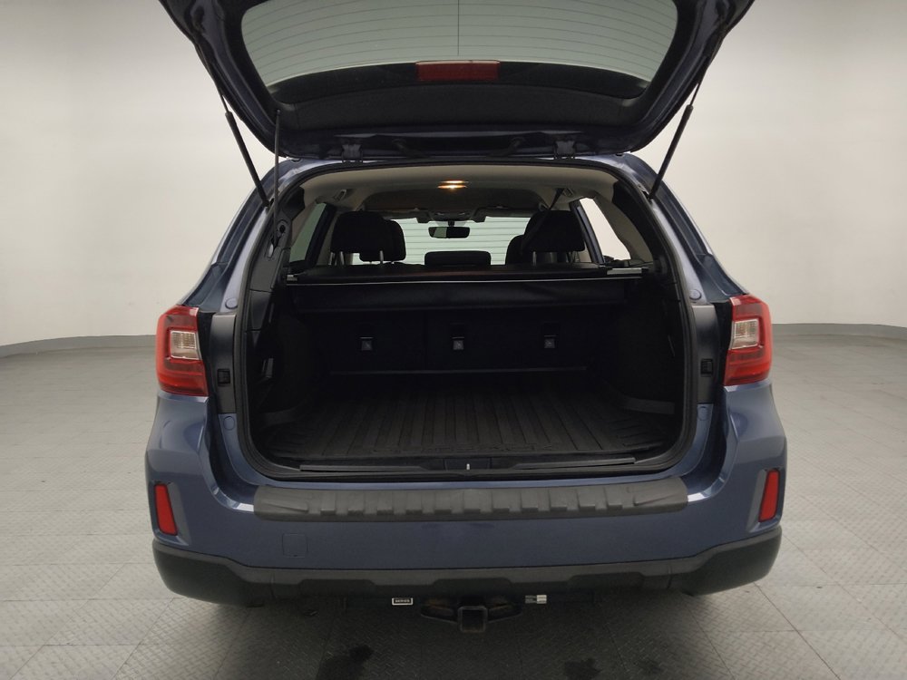 Used 2017 Subaru Outback 2.5i Premium image 29
