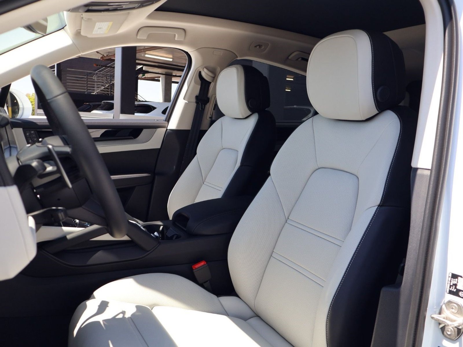 New 2026 Porsche Cayenne S AWD/4WD image 5