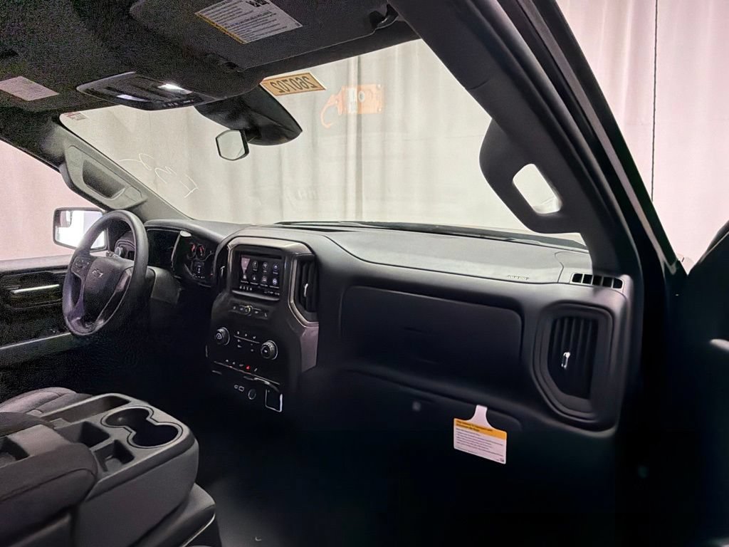 New 2026 Chevrolet Silverado 1500 Custom w/ Rally Edition AWD/4WD image 32