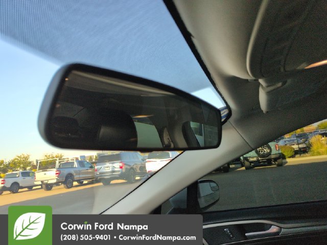 Used 2018 Ford Fusion SE w/ Fusion SE Technology Package FWD image 20