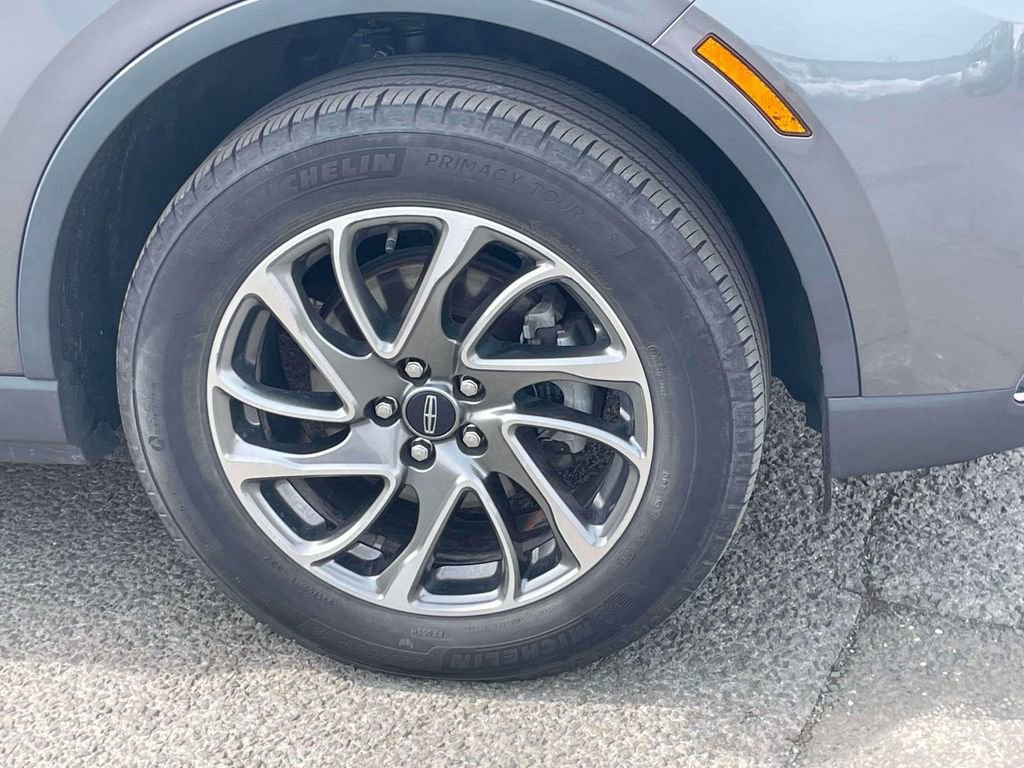 Used 2022 Lincoln Corsair AWD w/ Equipment Group 101A image 9