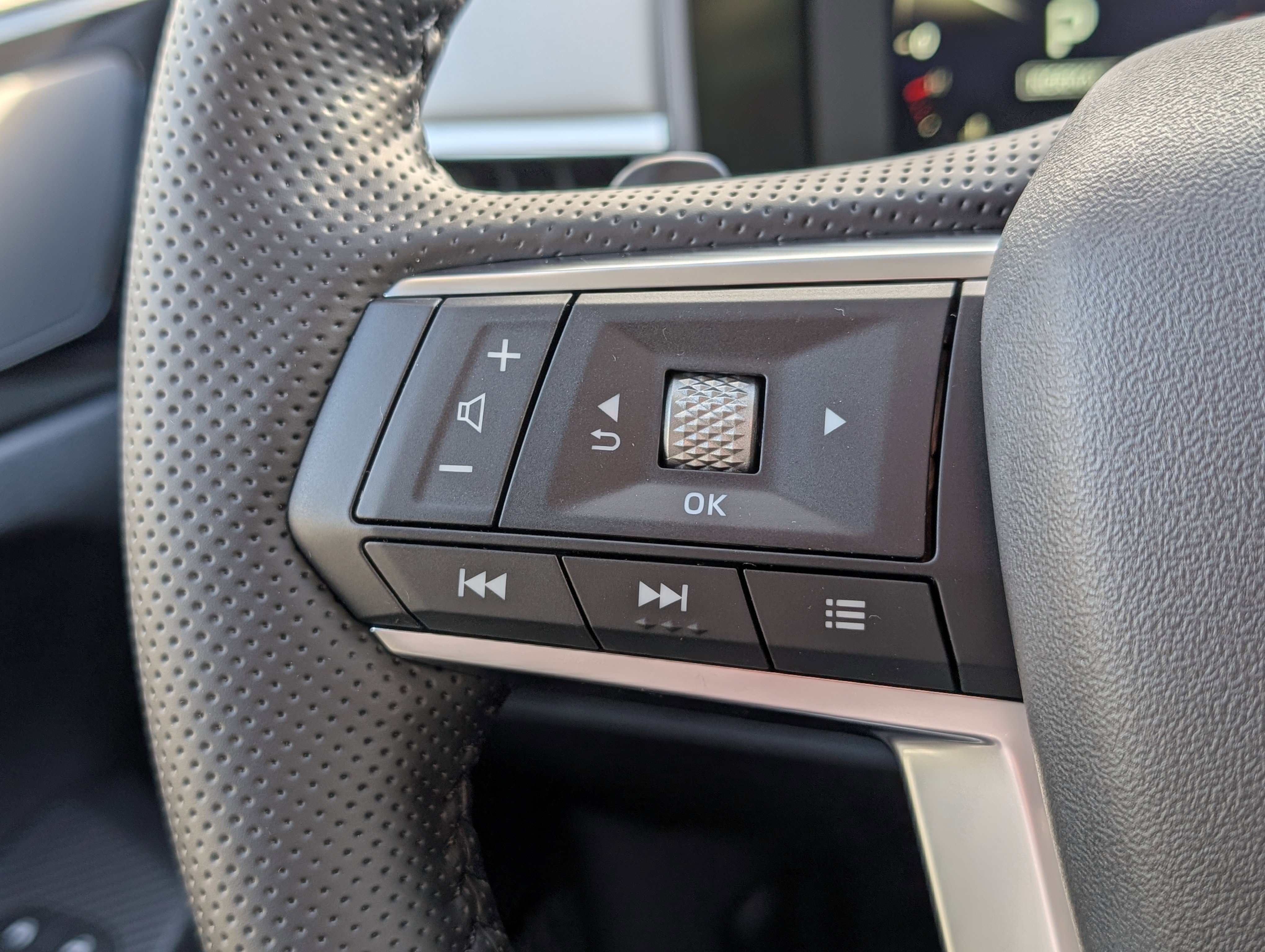 New 2026 Mitsubishi Outlander SE image 23