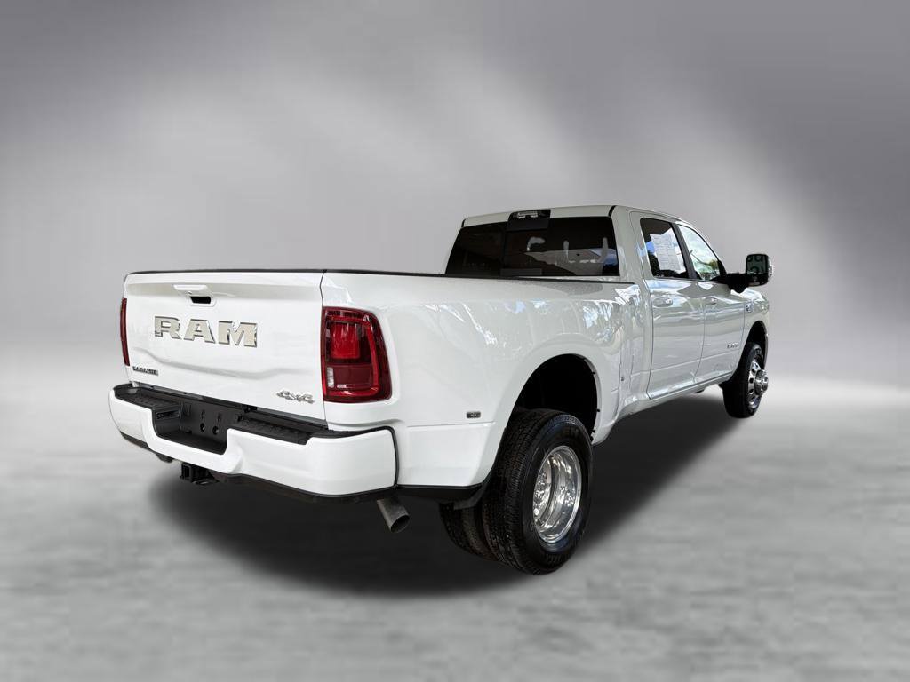 Used 2026 RAM 3500 Laramie w/ Towing Technology Group AWD/4WD image 3