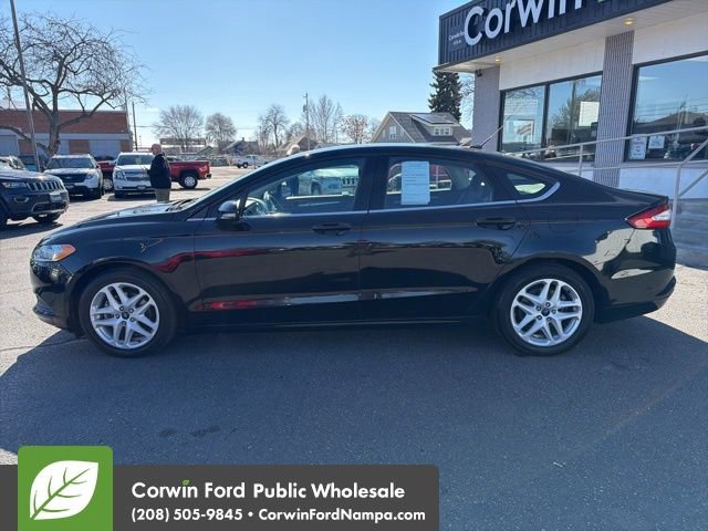 Used 2016 Ford Fusion SE image 8