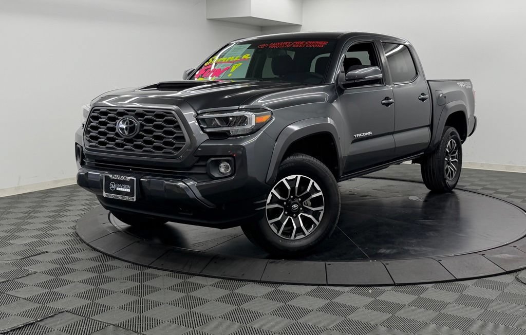 Certified 2023 Toyota Tacoma TRD Sport AWD/4WD image 3