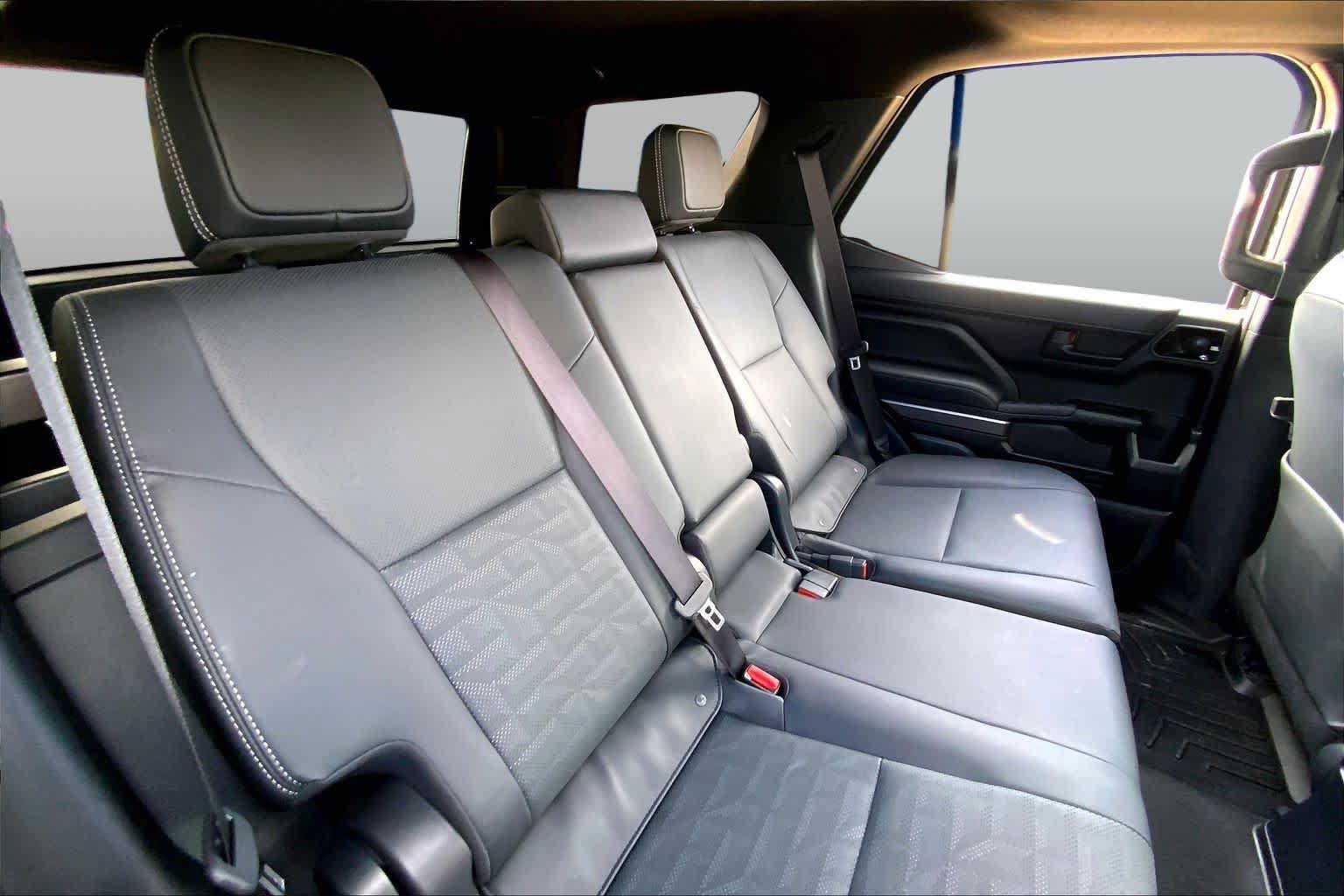 Used 2025 Toyota 4Runner TRD Off-Road Premium w/ Tow Technology Package AWD/4WD image 20