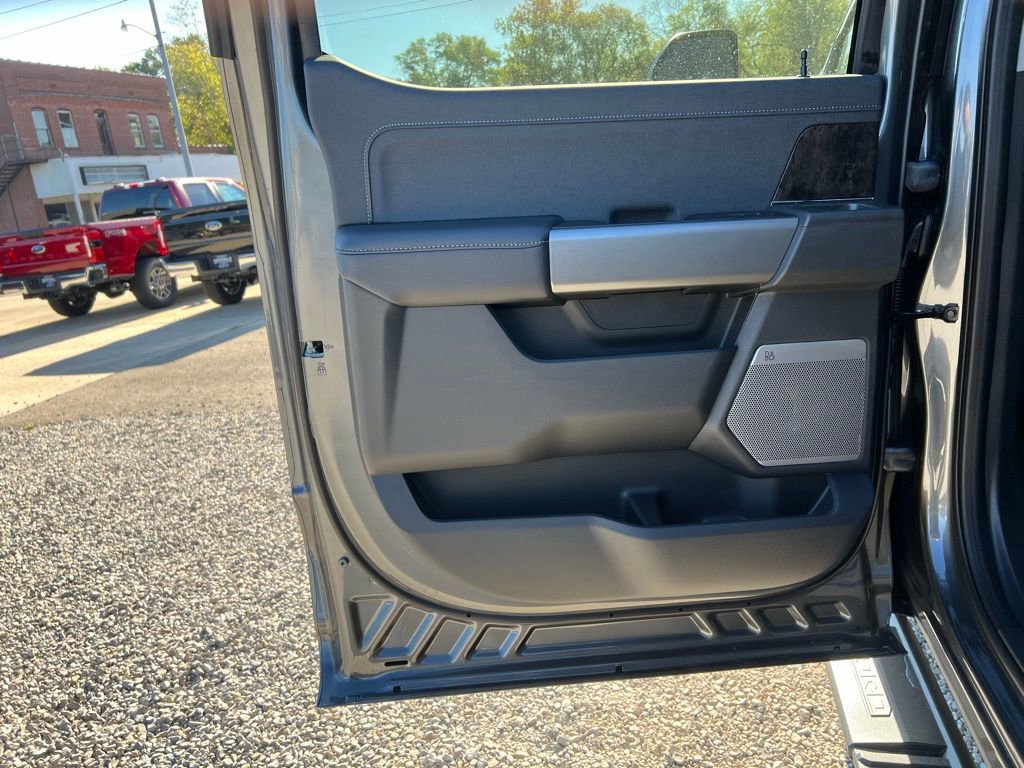 New 2026 Ford F250 Lariat w/ Lariat Premium Package image 15