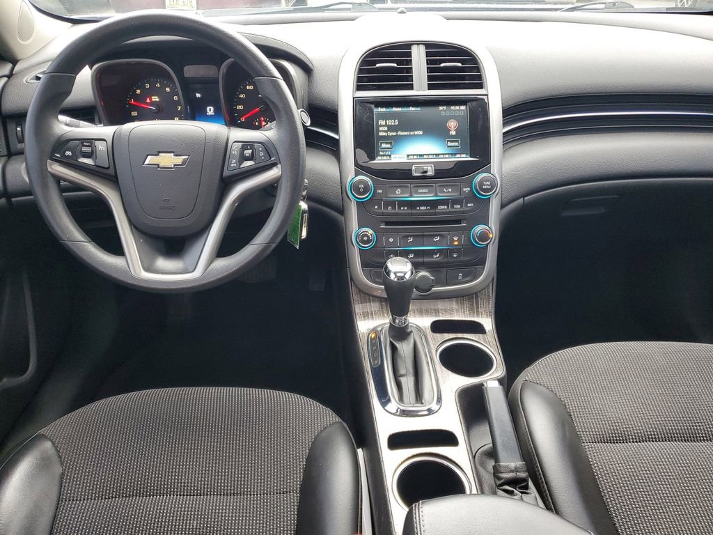 Used 2016 Chevrolet Malibu LT w/ Sun And Convenience Package image 21