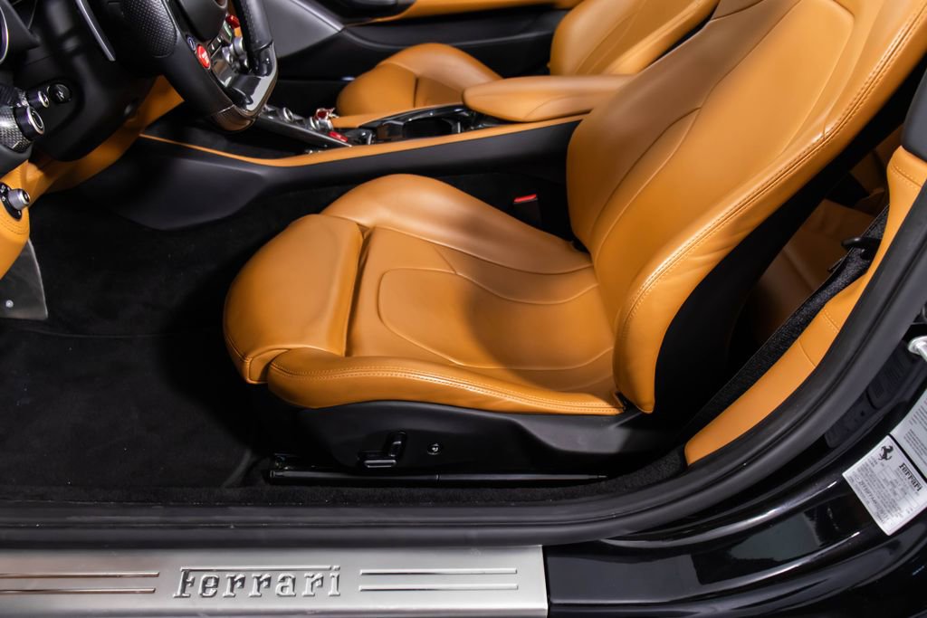 Certified 2019 Ferrari Portofino image 42