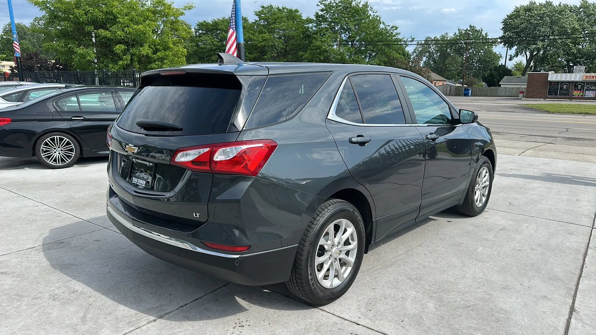 Used 2021 Chevrolet Equinox LT FWD image 5