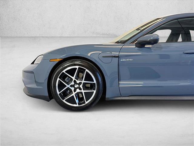 New 2026 Porsche Taycan AWD/4WD image 27