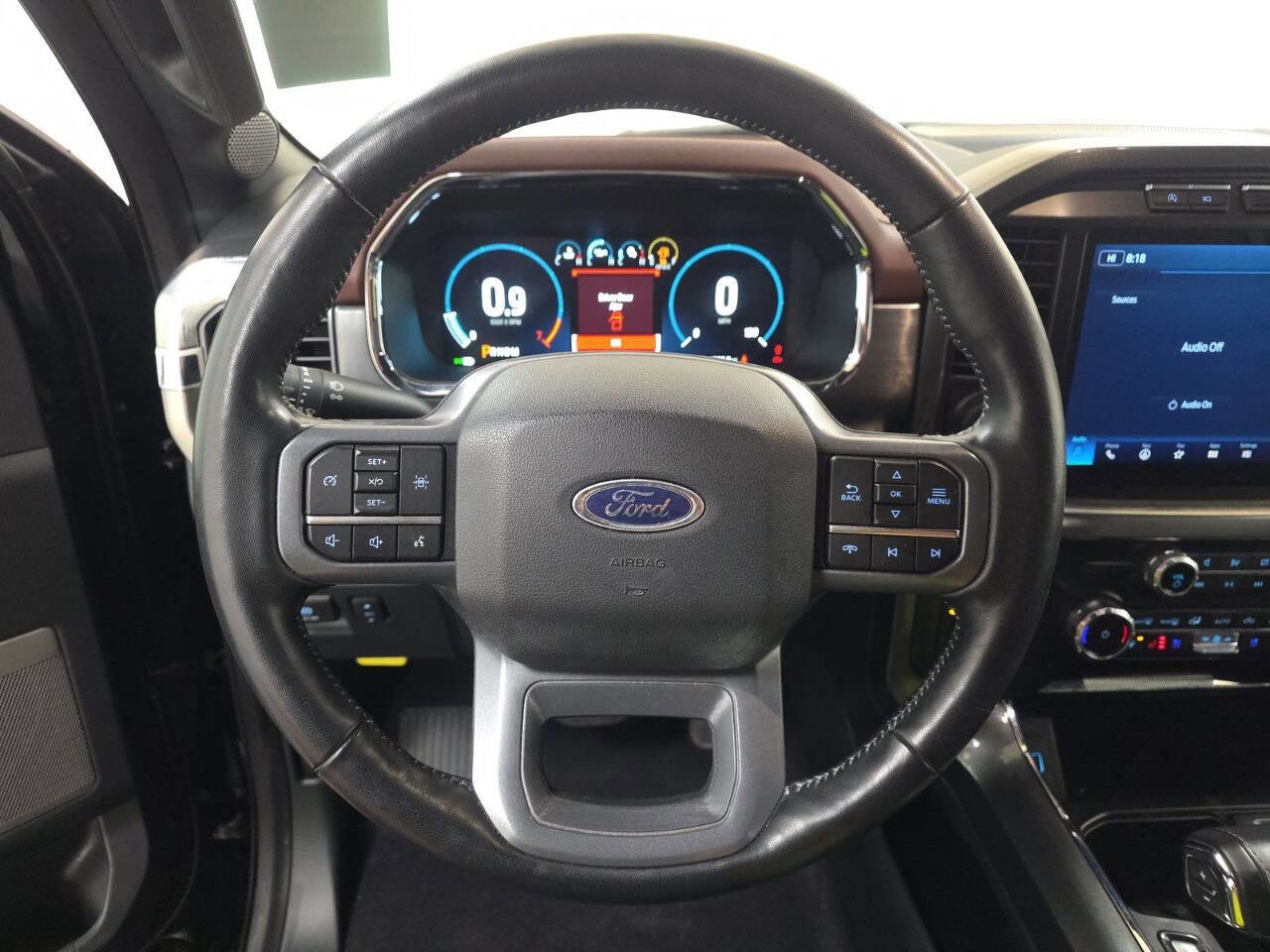 Used 2023 Ford F150 Lariat image 13