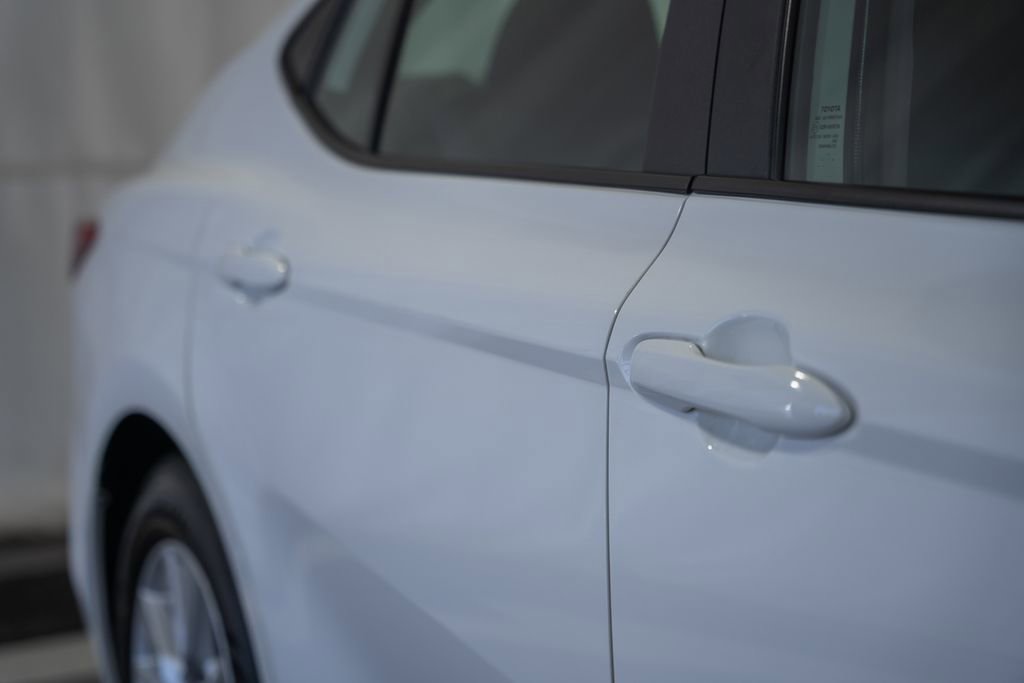 Used 2025 Toyota Camry LE FWD image 12